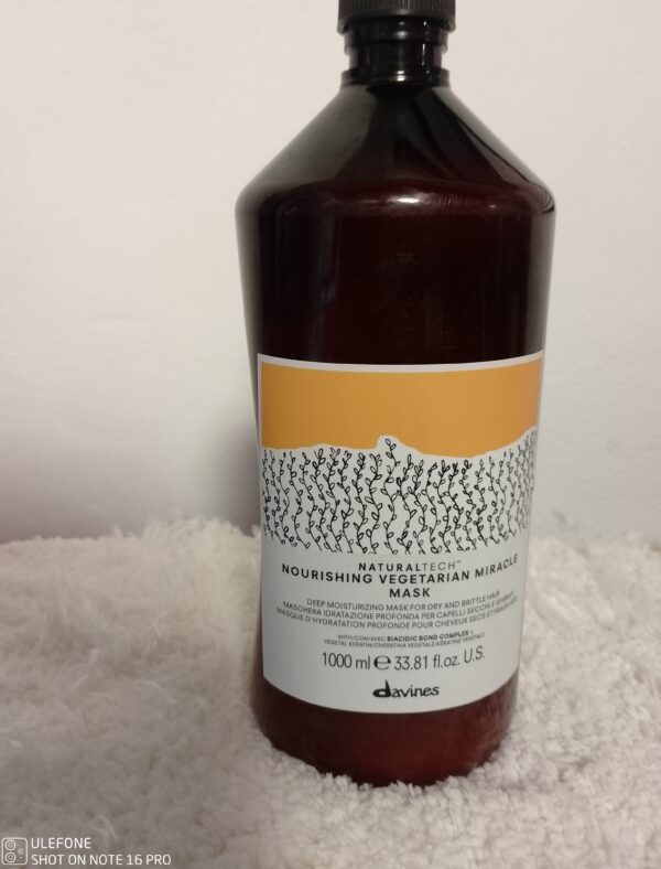 Champú (Davines)Nourisling(anticaspa)1000ml (copia)