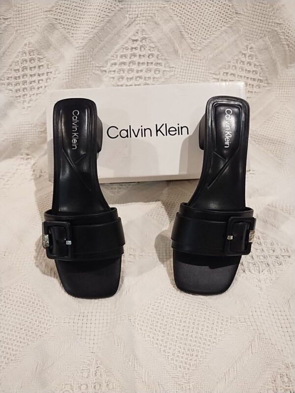 SANDALIAS DE CUERO MK , GUESS Y CALVIN KLEIN``SHEI